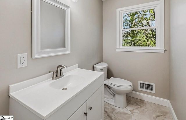 201 Rosemary Lane, Greenville, SC 29615