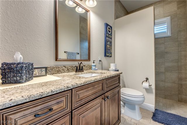 2736 Miracle PKWY, Cape Coral, FL 33914