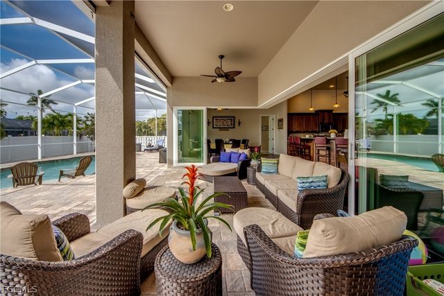 2736 Miracle PKWY, Cape Coral, FL 33914