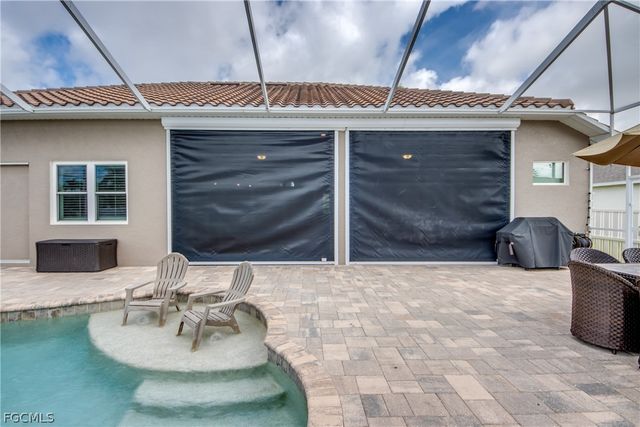 2736 Miracle PKWY, Cape Coral, FL 33914