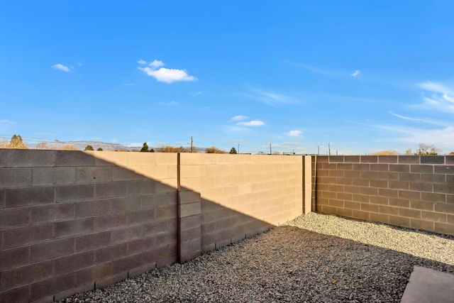 5216 Bogart Street NW, Albuquerque, NM 87120