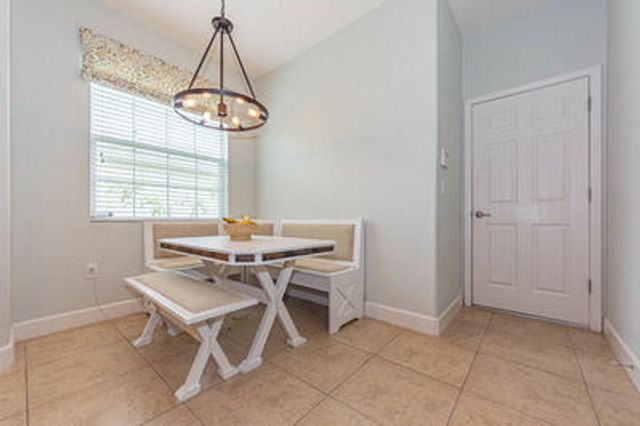 4250 Diamond Square, Vero Beach, FL 32967