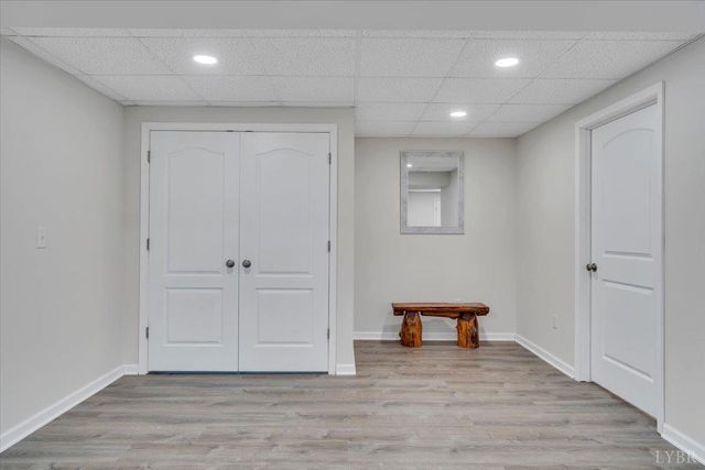 101 Charmwoods Dr, Moneta, VA 24121