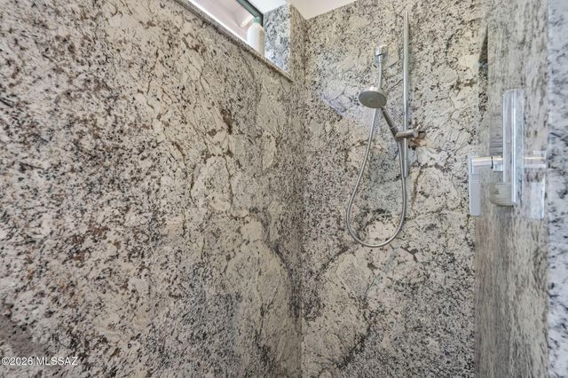 1361 E Sonoran Desert, Oro Valley, AZ 85737