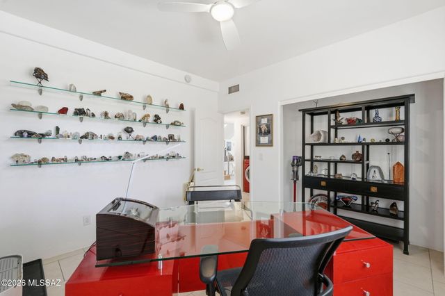 1361 E Sonoran Desert, Oro Valley, AZ 85737