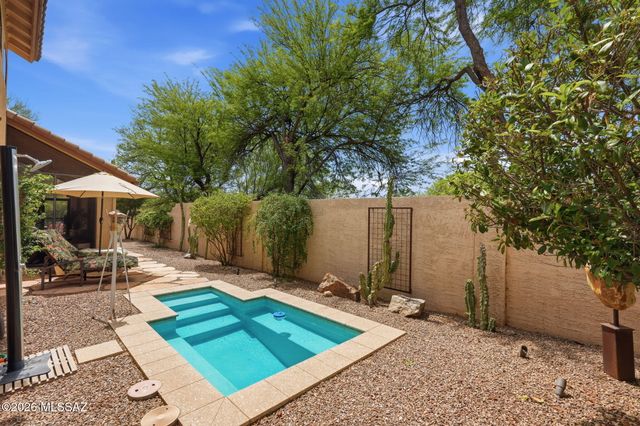 1361 E Sonoran Desert, Oro Valley, AZ 85737