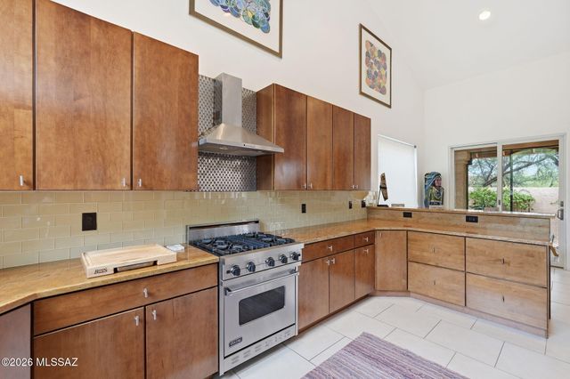 1361 E Sonoran Desert, Oro Valley, AZ 85737