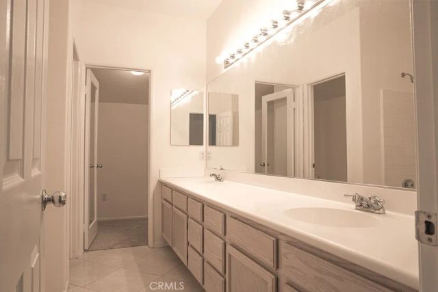 9124 Camphor Tree Court, Corona, CA 92883