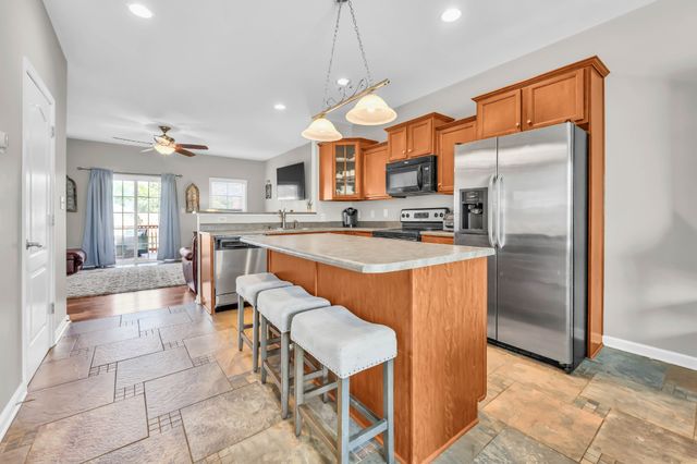 141 Turn Row Dr, Clarksville, TN 37043