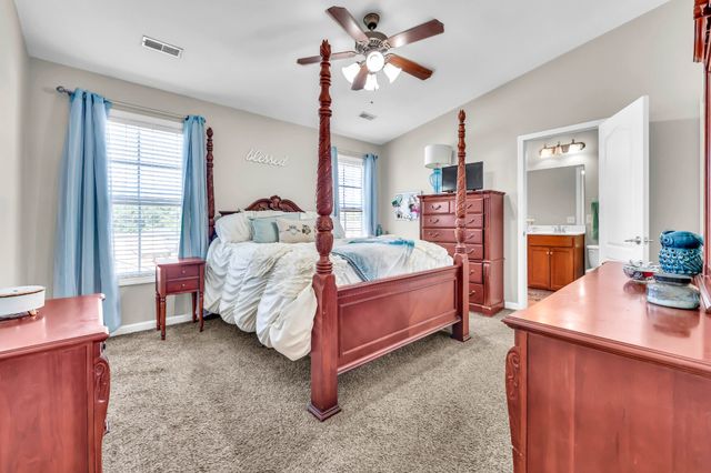 141 Turn Row Dr, Clarksville, TN 37043