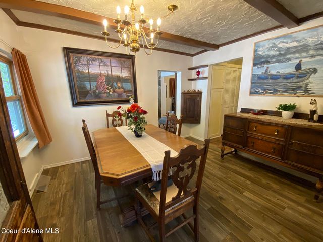 176 King St, Wallace, ID 83873