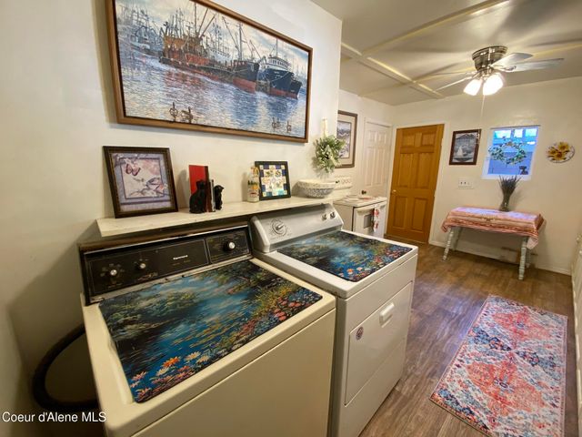 176 King St, Wallace, ID 83873