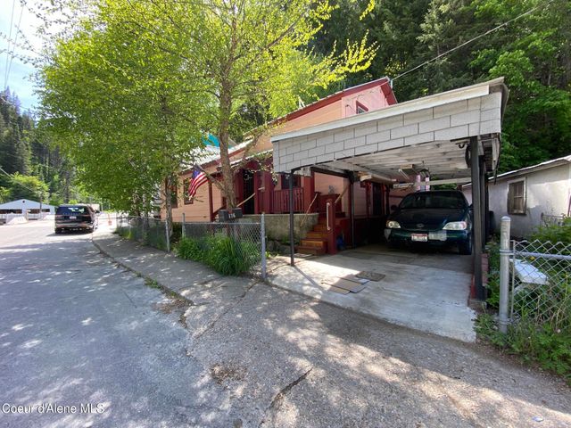 176 King St, Wallace, ID 83873