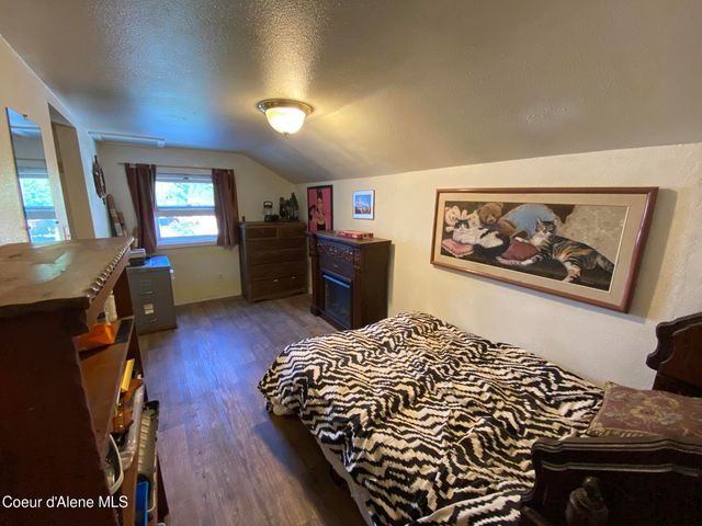 176 King St, Wallace, ID 83873