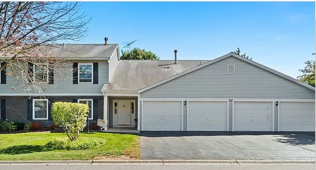 303 NEWPORT Lane D1, Bartlett, IL 60103