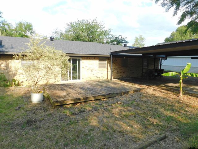 303 S LANGHAM ST, Troup, TX 75789