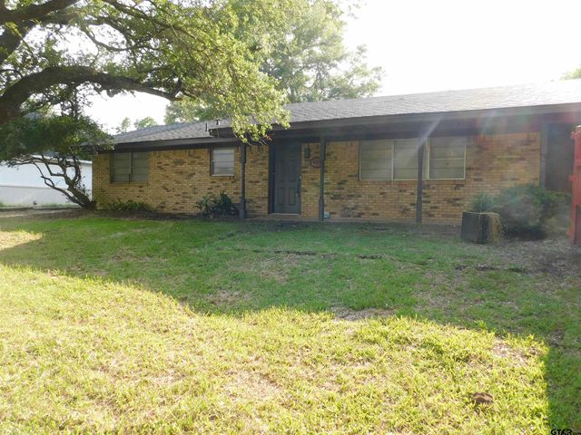 303 S LANGHAM ST, Troup, TX 75789