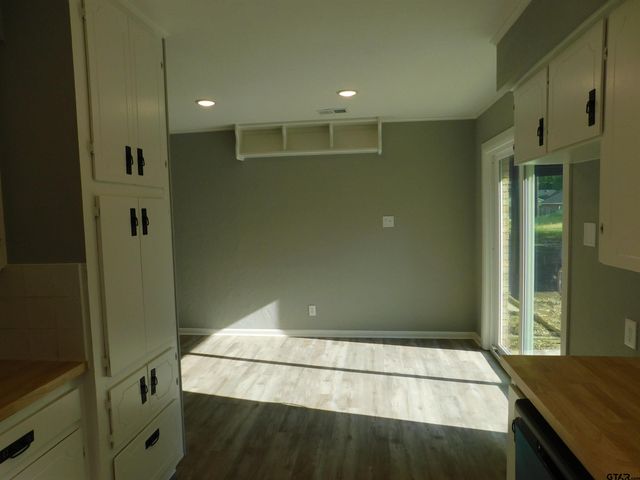 303 S LANGHAM ST, Troup, TX 75789