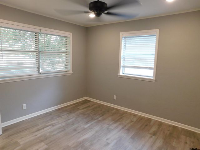 303 S LANGHAM ST, Troup, TX 75789