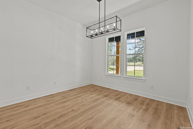 108 Syrah St, La Vernia, TX 78121
