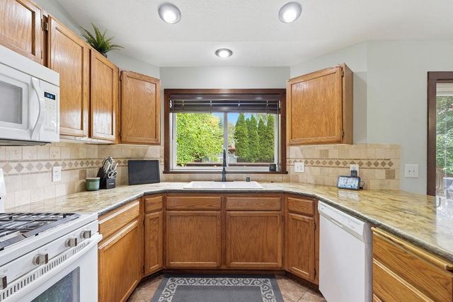 4201 E 33rd Ave, Spokane, WA 99223