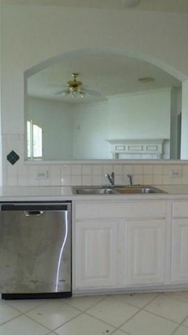 8974 Green Castle Way, Houston, TX 77095