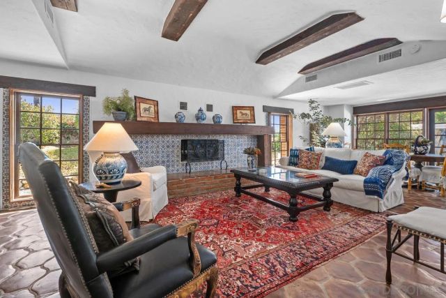 17507 Los Morros, Rancho Santa Fe, CA 92067