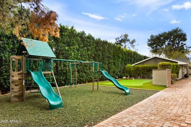 4413 N CAMINO ALLENADA --, Phoenix, AZ 85018