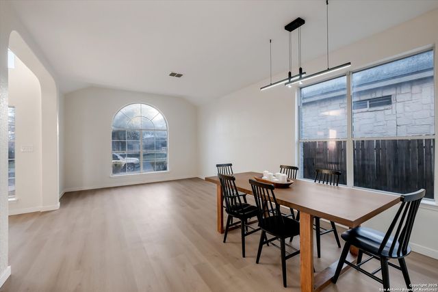 8907 Imperial Cross, Helotes, TX 78023