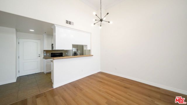 3328 OAKHURST Avenue 311, Los Angeles, CA 90034