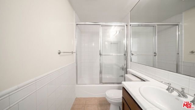 3328 OAKHURST Avenue 311, Los Angeles, CA 90034