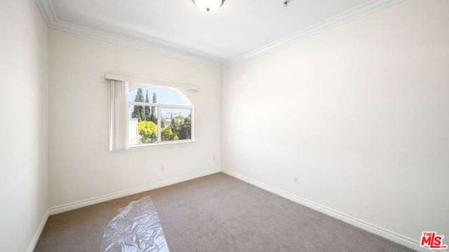 3328 OAKHURST Avenue 311, Los Angeles, CA 90034