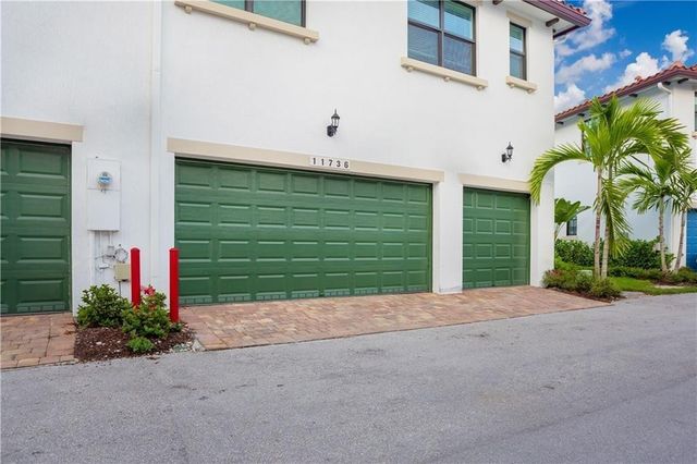 11736 SW 13th Court, Pembroke Pines, FL 33025