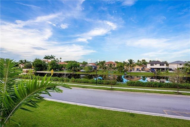 11736 SW 13th Court, Pembroke Pines, FL 33025