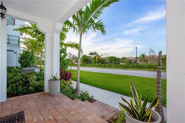 11736 SW 13th Court, Pembroke Pines, FL 33025