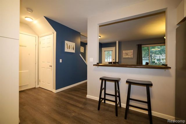 2926 Lansdowne Road, Waterford, MI 48329