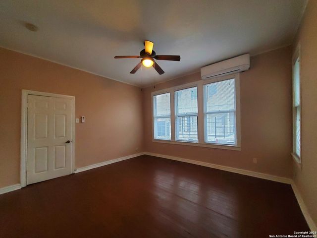 1722 N Pine St Unit 2, San Antonio, TX 78208