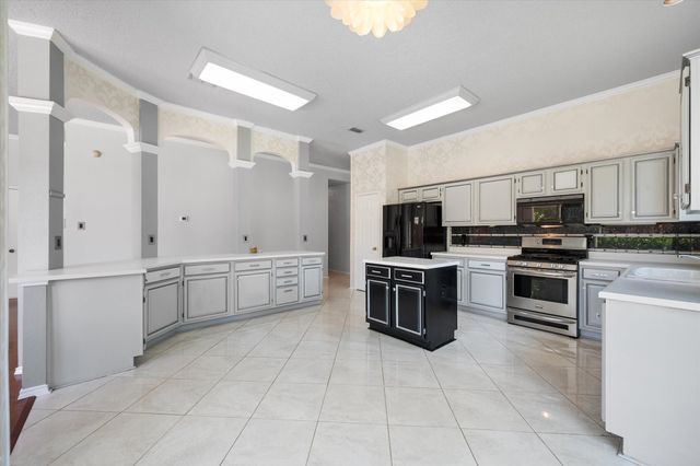 1132 Devonshire Drive, Desoto, TX 75115