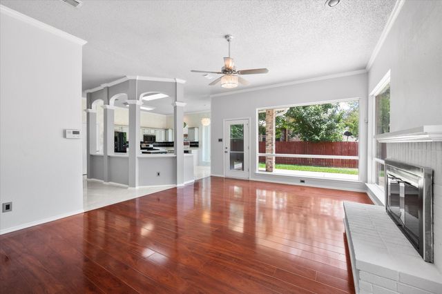 1132 Devonshire Drive, Desoto, TX 75115