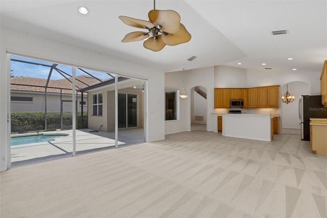 6348 ROOKERY CIRCLE, Bradenton, FL 34203