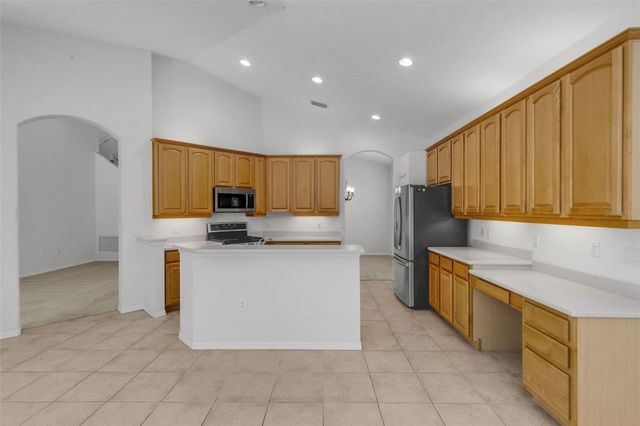 6348 ROOKERY CIRCLE, Bradenton, FL 34203