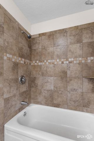 1603 YUCCA STREET, Iowa Park, TX 76367