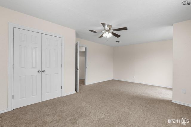 1603 YUCCA STREET, Iowa Park, TX 76367