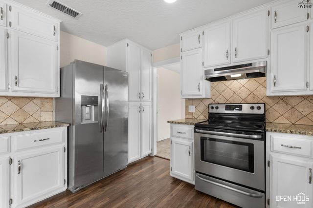 1603 YUCCA STREET, Iowa Park, TX 76367