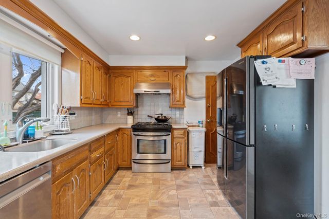 14-28 156th Street, Whitestone, NY 11357