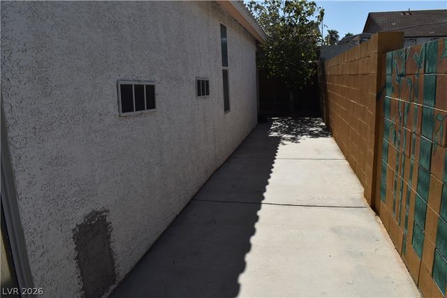 1701 Jernae Court, Las Vegas, NV 89108