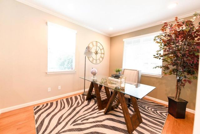 393 Rayos Del Sol Drive, San Jose, CA 95116