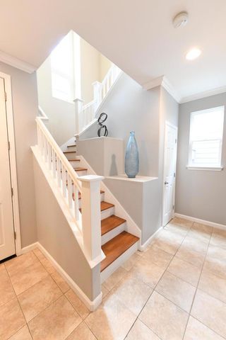 393 Rayos Del Sol Drive, San Jose, CA 95116