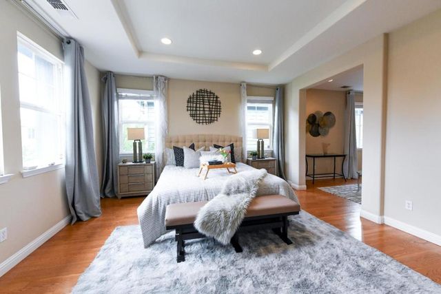 393 Rayos Del Sol Drive, San Jose, CA 95116