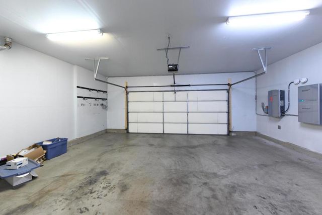 393 Rayos Del Sol Drive, San Jose, CA 95116